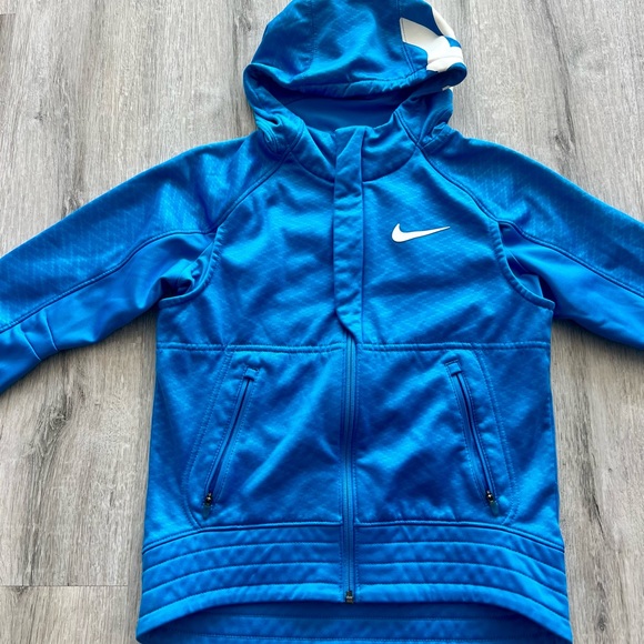 Youth boys size M zip up Nike hoodie- PERFECT CONDITION - Picture 5 of 5